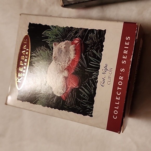 HALLMARK KEEPSAKE ORNAMENTS  * ( 3 TOTAL  ) - Picture 2 of 9